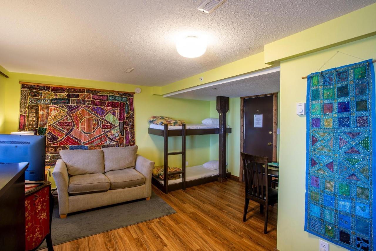 The Pinnacles Suites & Townhomes Silver Star Eksteriør billede