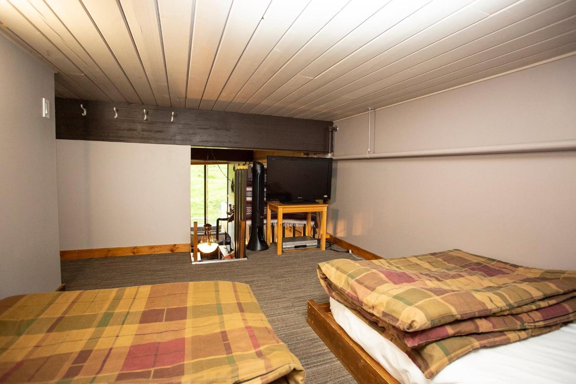 The Pinnacles Suites & Townhomes Silver Star Eksteriør billede