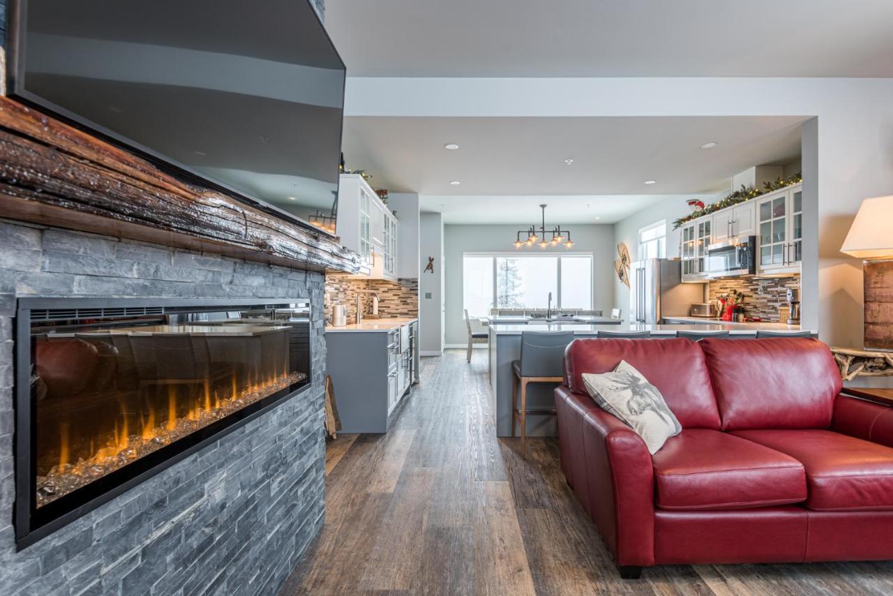 The Pinnacles Suites & Townhomes Silver Star Eksteriør billede
