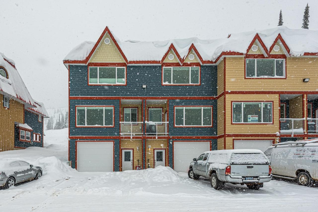 The Pinnacles Suites & Townhomes Silver Star Eksteriør billede