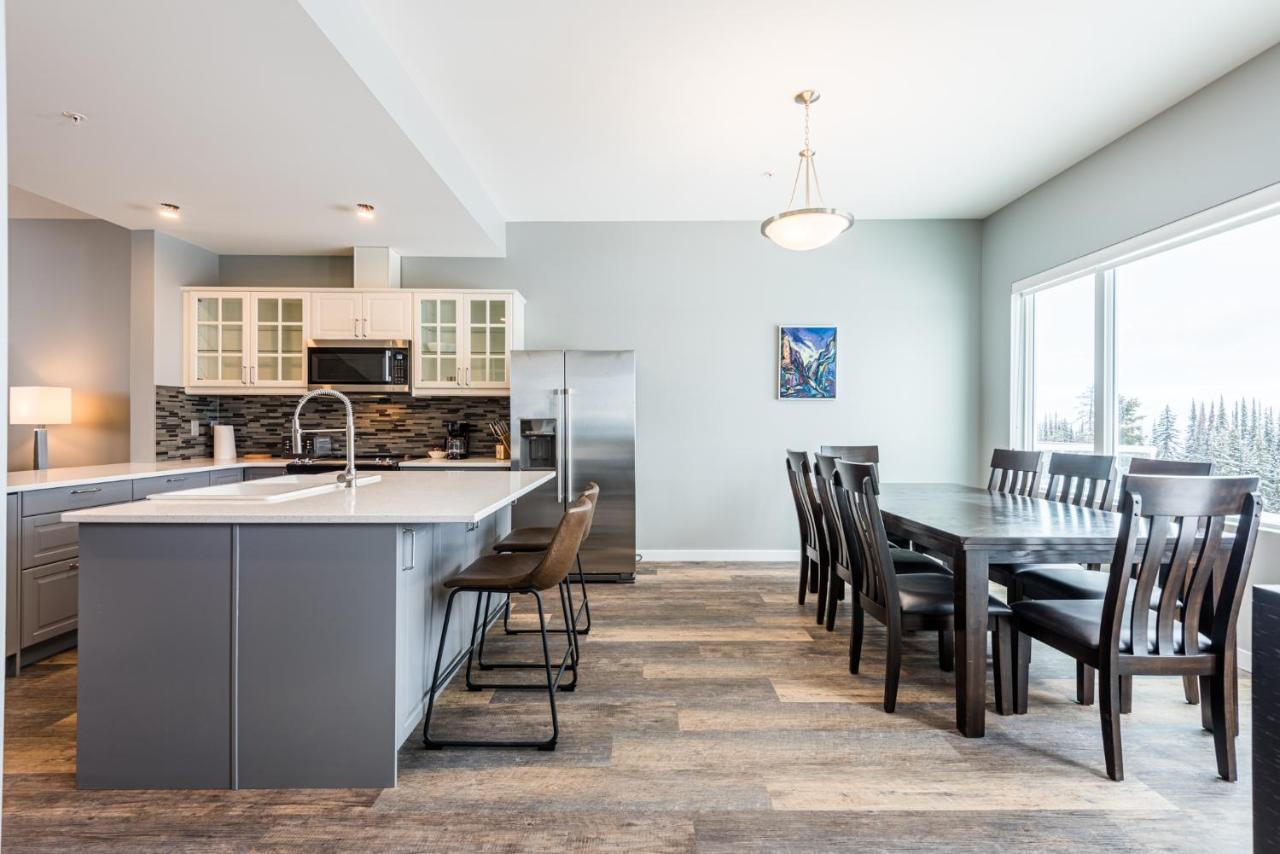 The Pinnacles Suites & Townhomes Silver Star Eksteriør billede